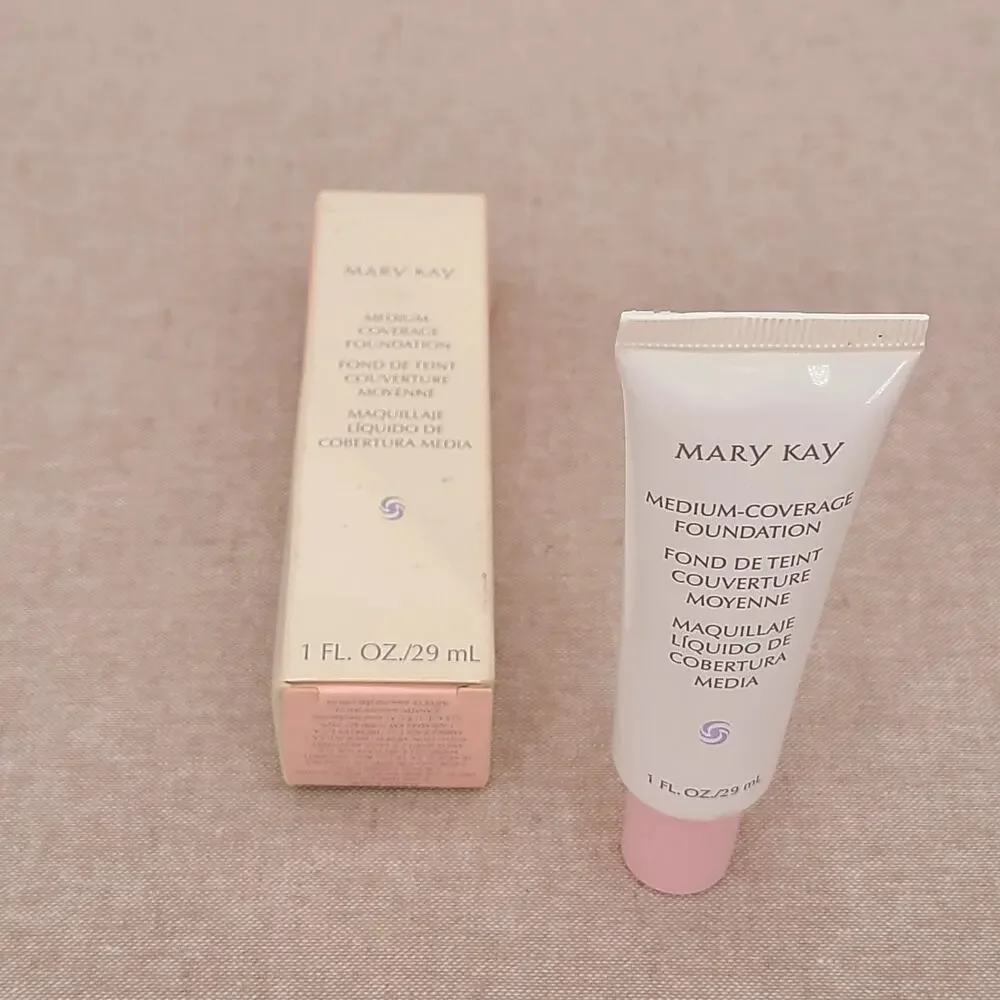 Mary Kay Medium Coverage Foundation Ivory 104 - Pink Cap # 355100 NIB Full Size